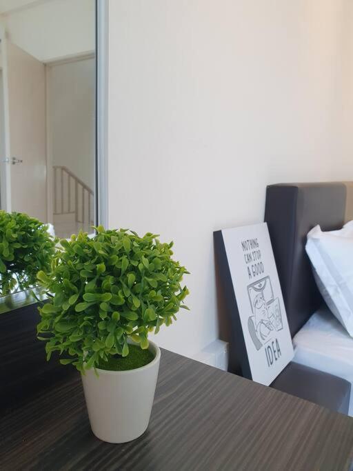 3Storey House 13Pax Family Suite Bayan Lepas Extérieur photo