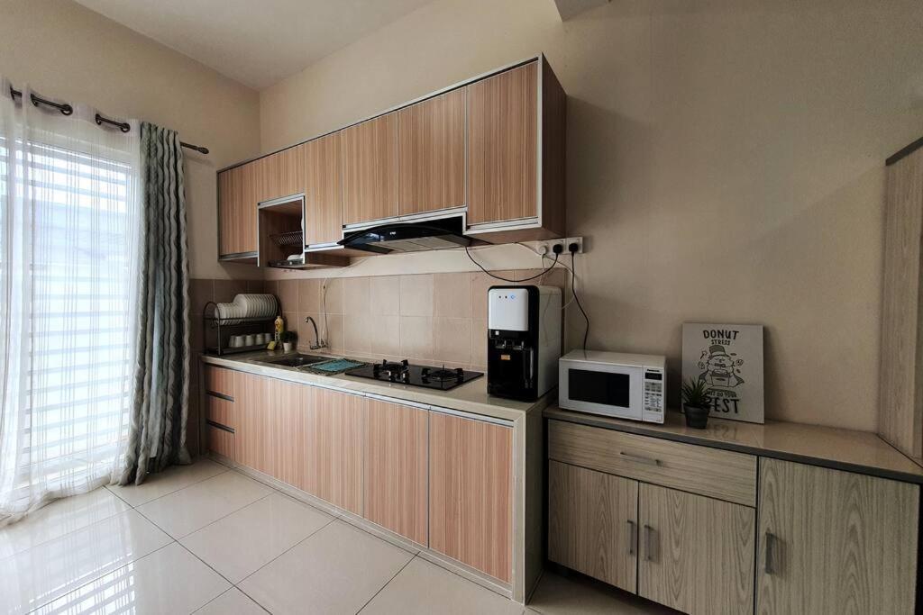 3Storey House 13Pax Family Suite Bayan Lepas Extérieur photo